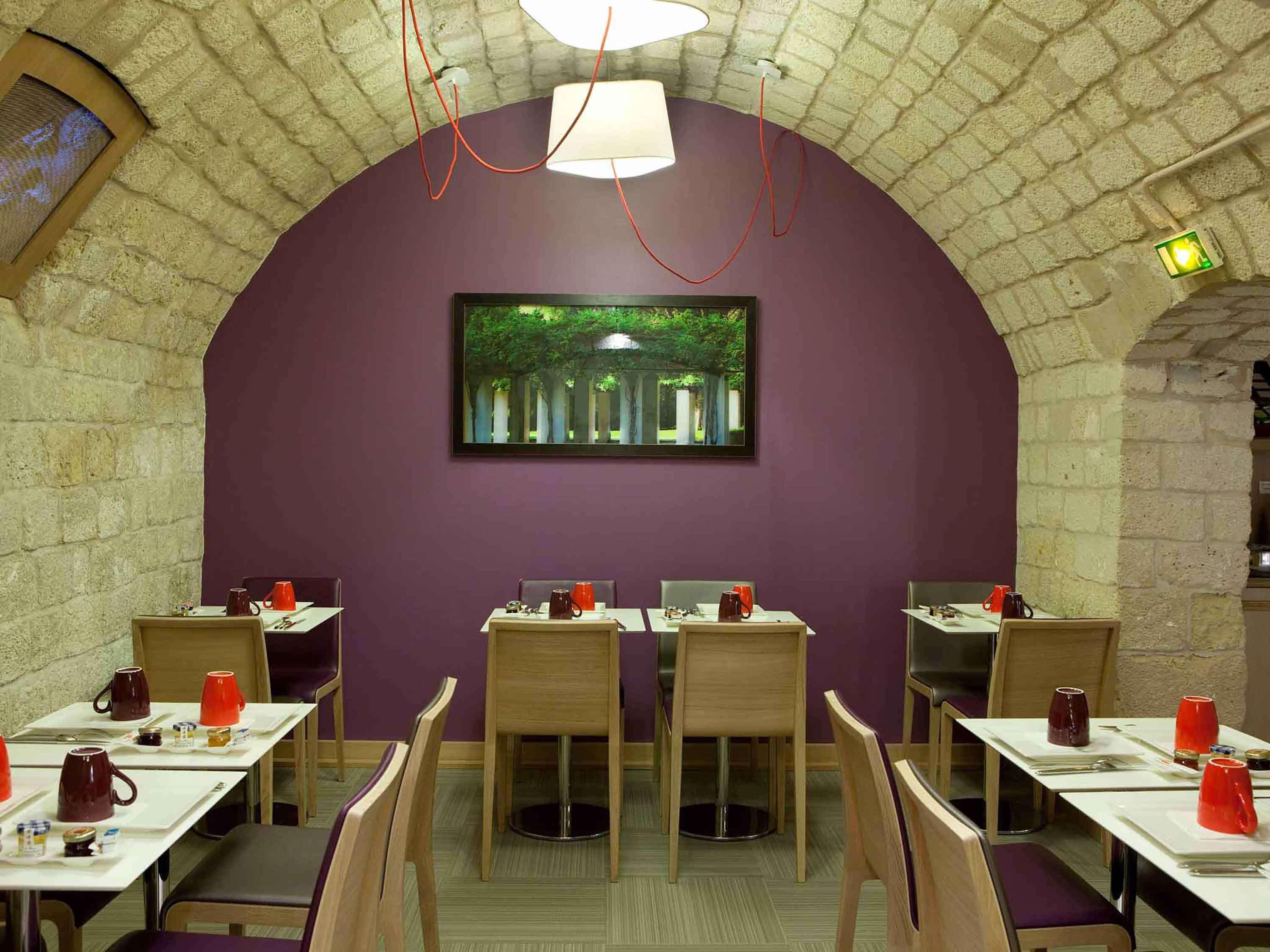 Mercure Paris Notre Dame Saint Germain Des Pres Bagian luar foto