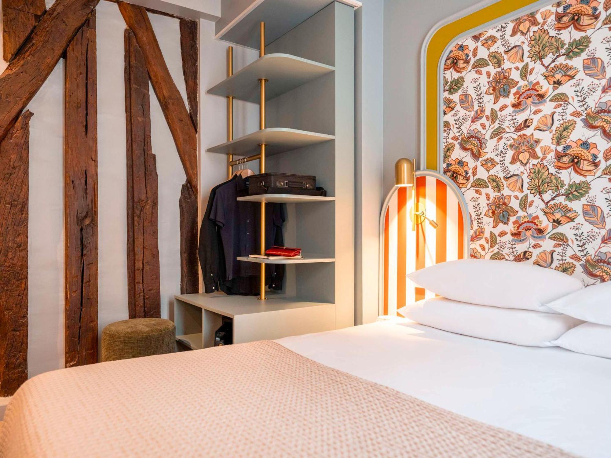 Mercure Paris Notre Dame Saint Germain Des Pres Bagian luar foto