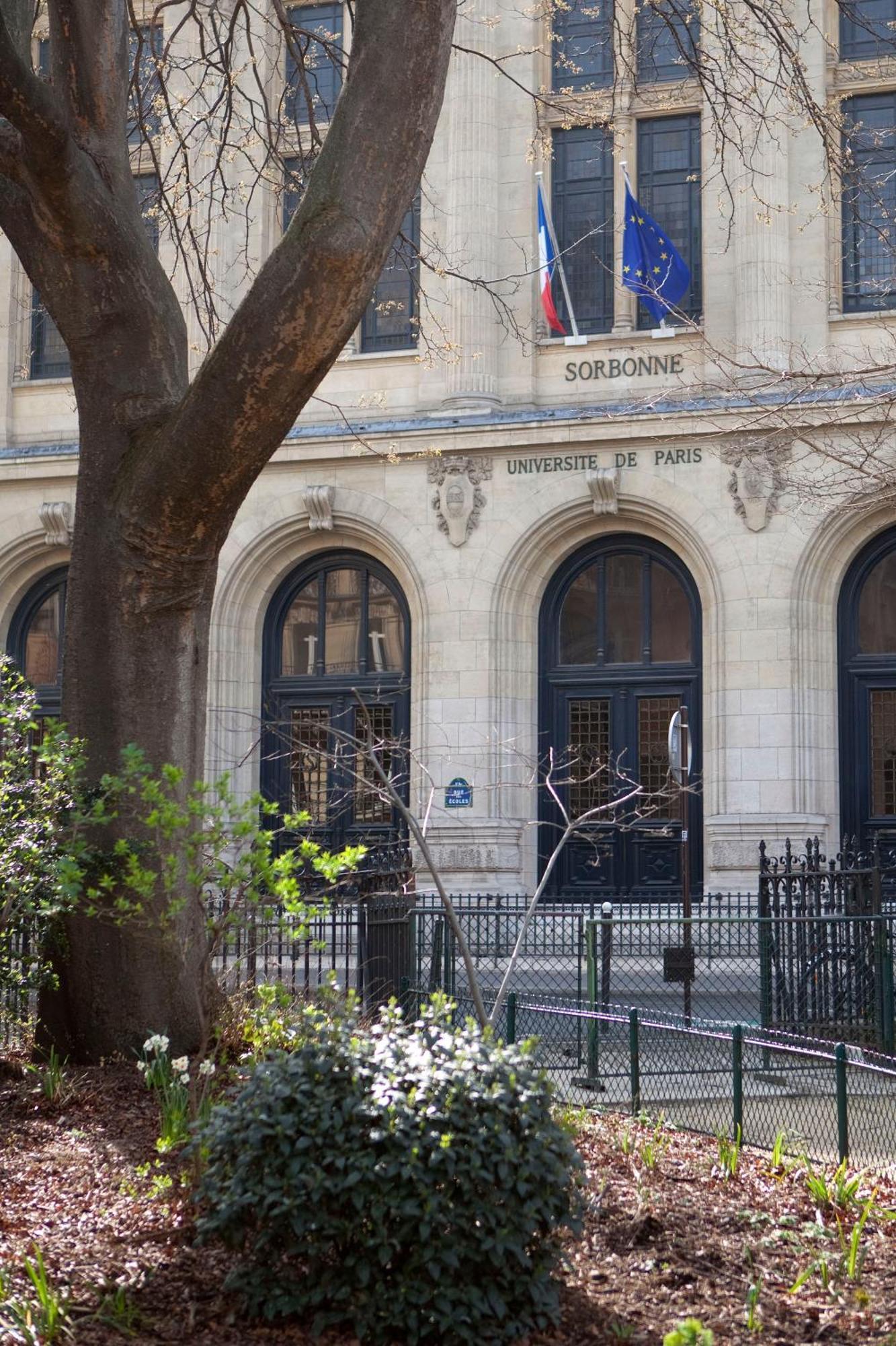 Mercure Paris Notre Dame Saint Germain Des Pres Bagian luar foto