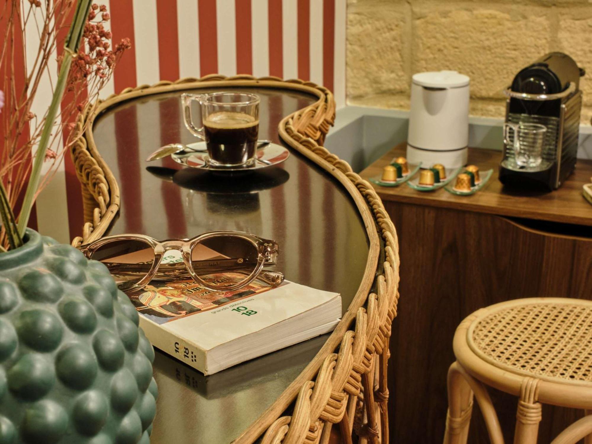 Mercure Paris Notre Dame Saint Germain Des Pres Bagian luar foto